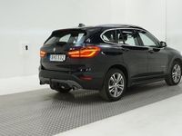 begagnad BMW X1 xDrive20d 190hk Nyservad Sport line Drag B-Kam PDC