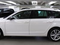 begagnad Skoda Octavia Kombi 1.0 TSI Premium Gps Värmare Drag -18