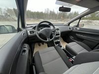 begagnad Peugeot 307 2.0 Manual - 140hp - Renoverad med ny motor