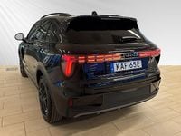 Begagnad Lynk & Co 01 283 HK (208 kW) 2024 Svart SUV