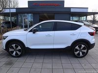 Begagnad Volvo EC40 Core 185 kW (252 HK) 2024 Vit svart SUV