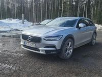 begagnad Volvo V90 CC D4 AWD Momentum, Plus Euro 6