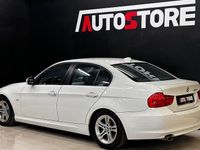 begagnad BMW 320 d Dynamics Edition H/K Halvskinnn 0,41L / mil Euro 5