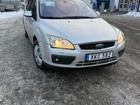 Begagnad Ford Focus 125 HK (91 kW) 2006 Kombi