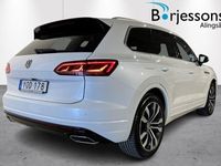 begagnad VW Touareg R-Line V6 TDI 4M Tiptronic 2018, SUV