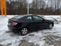 Begagnad Mercedes C180 143 HK (105 kW) 2004 Svart