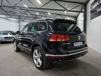 begagnad VW Touareg 4.2 V8 TDI 4Motion Automat 340hk R-line