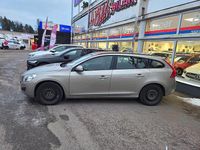 Begagnad Volvo V60 Kinetic 163 HK (119 kW) 2011 Sandmet Kombi