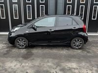 Begagnad Kia Picanto 67 HK (49 kW) 2015 Svart Halvkombi