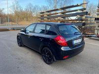 begagnad Kia Ceed CEED1.6 CRDi Euro 4 15900mil, Kamkedja Automat