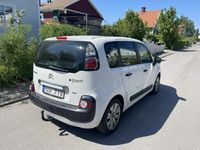 begagnad Citroën C3 Picasso 1.6 e-HDI kamrem bytt