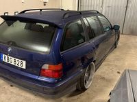 Begagnad BMW 328 M Sport 193 HK (141 kW) 1995 Blå Kombi