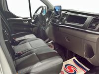 Begagnad Ford 300 Trend 129 HK (94 kW) 2023 Frozen white