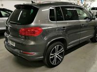 begagnad VW Tiguan 2.0 TDI 4Motion DSG 1 Ägare R-Line Euro 6