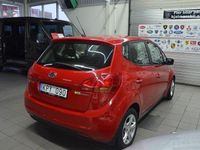 Begagnad Kia Venga 90 HK (66 kW) 2010 Röd Halvkombi