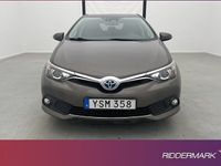 begagnad Toyota Auris Hybrid e-CVT Comfort Kamera 2018, Halvkombi