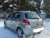 begagnad Toyota Yaris Ny skattad och besiktad