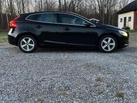 Begagnad Volvo V40 116 HK (85 kW) 2015 Svart Halvkombi