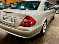 begagnad Mercedes E500 E500 BenzAvantgarde Pedantskött Nyskick 2003, Sedan