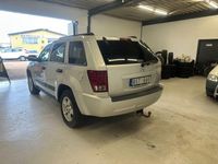 Begagnad Jeep Grand Cherokee 214 HK (157 kW) 2006 Silver SUV
