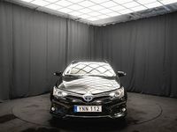 Begagnad Toyota Auris Hybrid 136 HK (100 kW) 2017 Svart Halvkombi