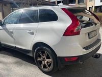 begagnad Volvo XC60 D4 AWD Geartronic Momentum BLIS Drag 163hk