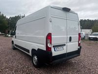 begagnad Peugeot Boxer Van 335 2.2 BlueHDi Euro 6 165hk Ny besiktad