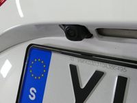 begagnad Toyota Yaris Hybrid e-CVT Backkamera Navi 2018, Halvkombi