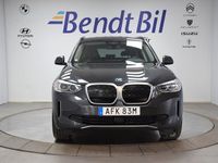 begagnad BMW iX3 Charged / Dragkrok/ Navi/ Panorama/Adaptiv farthåll