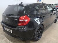 Begagnad BMW 118 Advantage 143 HK (105 kW) 2008 Svart Halvkombi