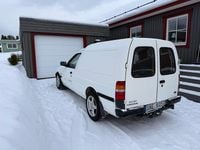 Begagnad Ford Escort 70 HK (51 kW) 2001