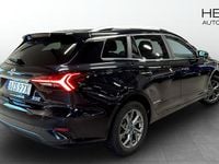 Begagnad MG MG5 EV Luxury 130 kW (177 HK) 2022 Svart Kombi