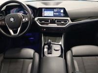 begagnad BMW 320 xDrive Touring Sport Line Cockpit Navi Drag 2020, Kombi