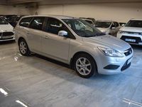 Begagnad Ford Focus 126 HK (92 kW) 2008 Grå Kombi