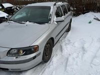 Begagnad Volvo V70 170 HK (125 kW) 2002 Grå metallic Kombi