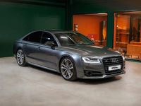 Begagnad Audi S8 plus 605 HK (444 kW) 2016 Grå Sedan