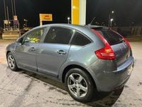 Begagnad Citroën C4 136 HK (100 kW) 2004 Silver Halvkombi