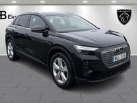Begagnad Audi Q4 e-tron 150 kW (204 HK) 2023 Svart SUV