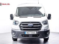 Begagnad Ford Transit 170 HK (125 kW) 2022 Vit Halvkombi