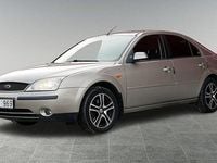 Begagnad Ford Mondeo Ghia 147 HK (108 kW) 2002 Silver Halvkombi