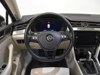begagnad VW Passat 2.0 TSI R-line Aut M-Värm Drag SoV-ingår 2018, Kombi
