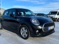 Begagnad Mini ONE 102 HK (75 kW) 2017 Halvkombi