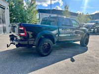 begagnad Dodge Ram Laramie Night Crew Cab HEMI Offroad!