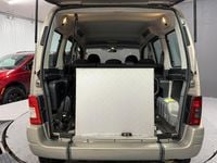 Begagnad Citroën Berlingo 109 HK (80 kW) 2006 Brun Minibuss