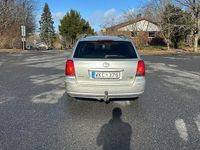Begagnad Toyota Avensis 147 HK (108 kW) 2004 Kombi