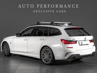 Begagnad BMW 330e M Sport 292 HK (214 kW) 2022 Alpinvit metallic Kombi