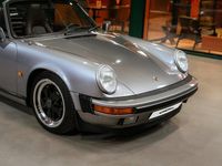 Begagnad Porsche 911 Carrera Cabriolet 231 HK (169 kW) 1987 Ljusgrå Cab