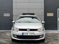 Begagnad VW Polo 90 HK (66 kW) 2010 Silver Halvkombi