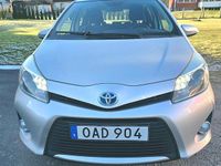Begagnad Toyota Yaris Hybrid 101 HK (74 kW) 2012