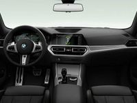 begagnad BMW 330e xDrive M Sport Drag Aktiv Fartpilot HiFi 2021